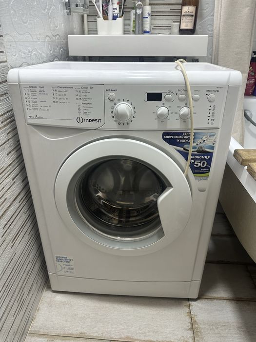 Стиральная машина indesit