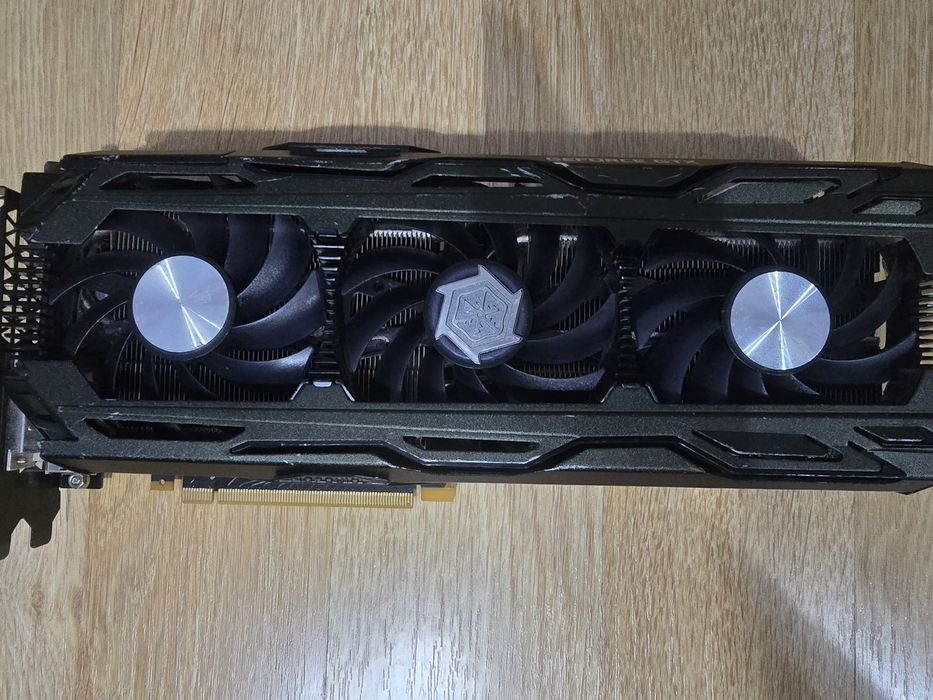 *VANDUT* Placa Video Inno3d iChill GTX 1070 Ti 8GB