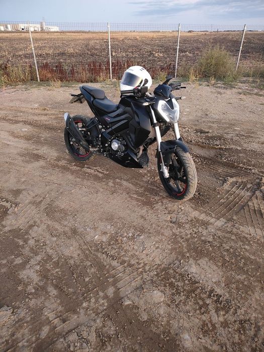 Motocicleta keeway rkf 125 a1