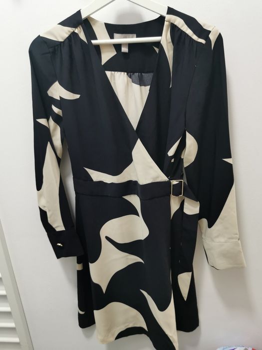 Rochie H&M midi cu maneca lunga casual / office / eleganta / alaptare