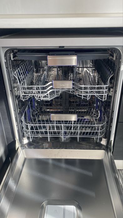 Съдомиална BEKO свободностояща 60см