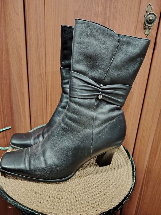 Продам сапоги женские