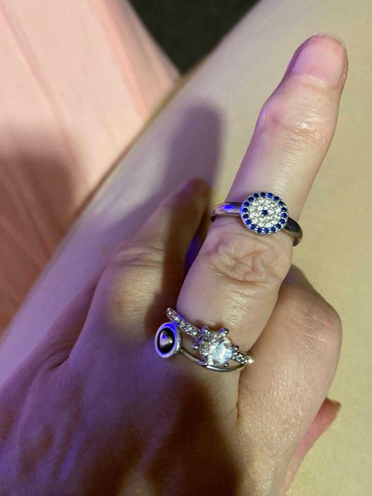 Vand inele, cercei si lantisoare de argint