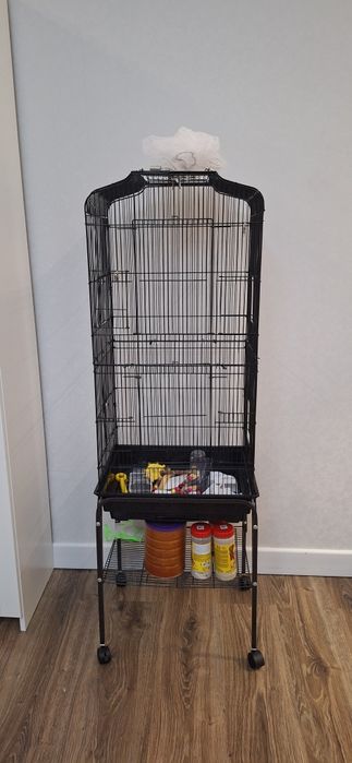 Продам клетку для попугаев