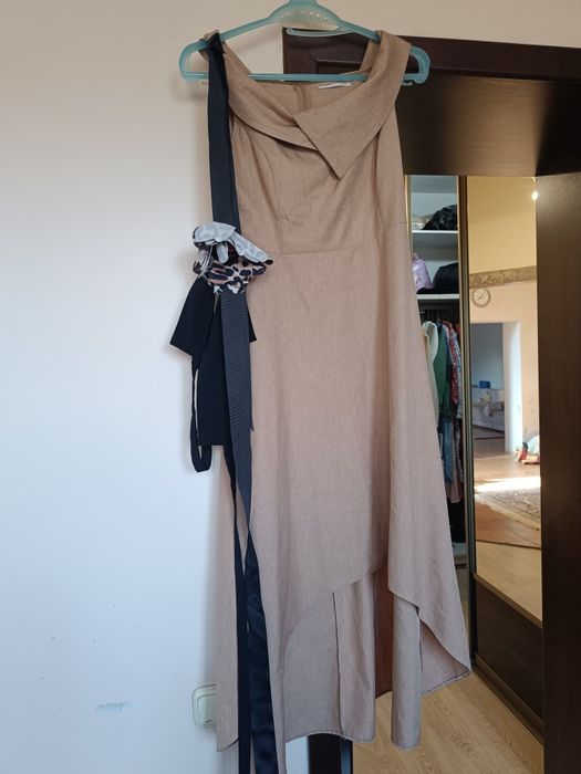 Все в одни руки, платья