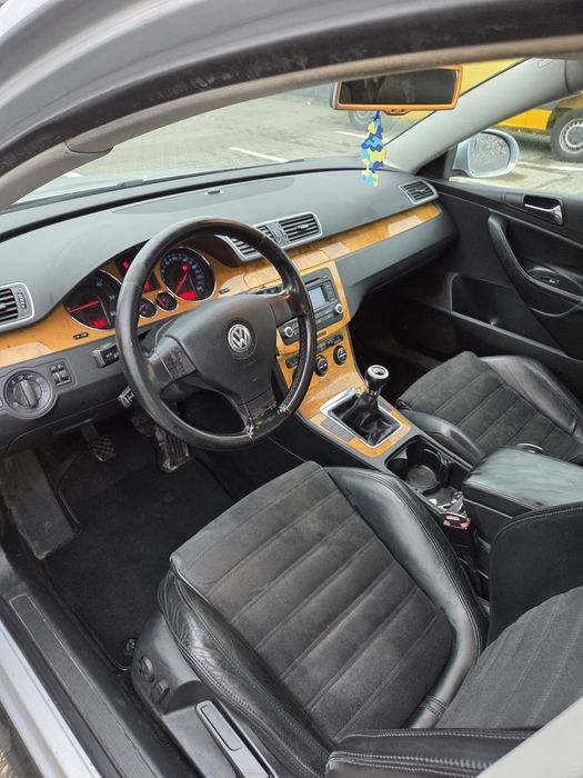Volkswagen Passat B6 1.9 TDI 105 CP • 2005 • Unic Proprietar • Manual