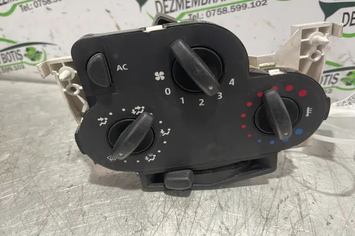 Comanda clima AC climatronic 69577008 Dacia Logan 2005 1.4 MT (75 hp)