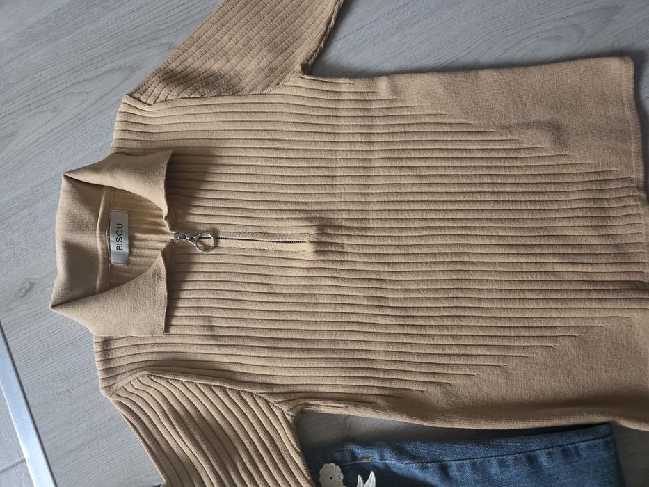 Лот от дънки и две блузки хс