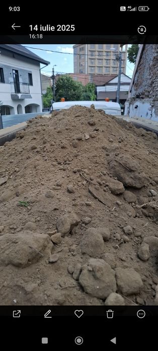 Transport pământ umplutura, încărcătură fundație, teren, moluz,demolez
