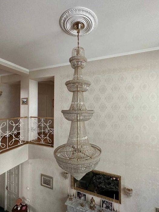 Люстра и набор бра