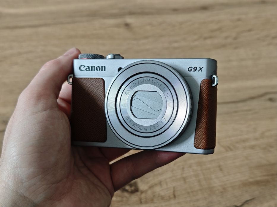 Canon PowerShot G9X Mark II