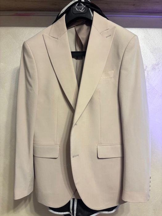 Sacou elegant crem/bej slim fit – mărimea 46 – stare foarte bună