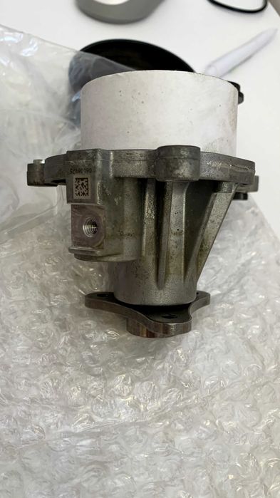 Водна помпа BMW original