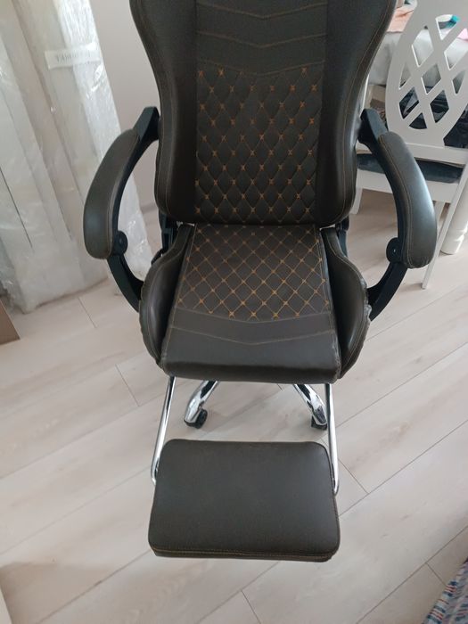 Компьютерное кресло