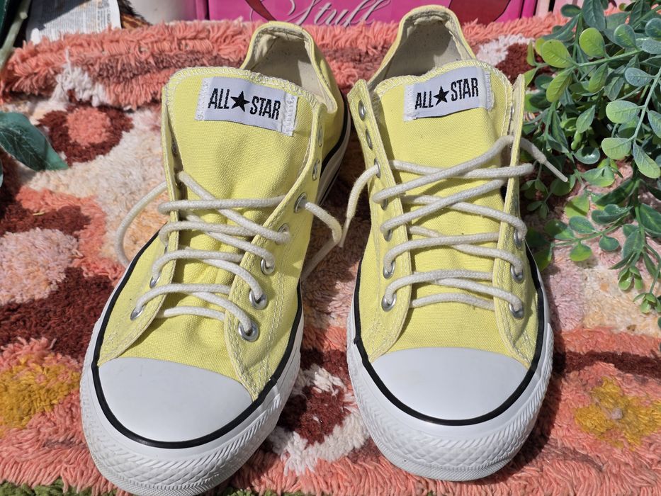 Converse кецове в жълто N43