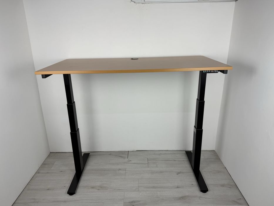 Бюро електрическо регулируем подходящо за домашен офис и бизнес среда