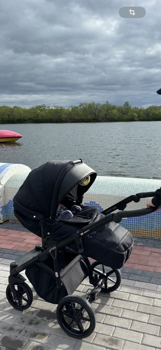 Продам коляску Adamex bibione