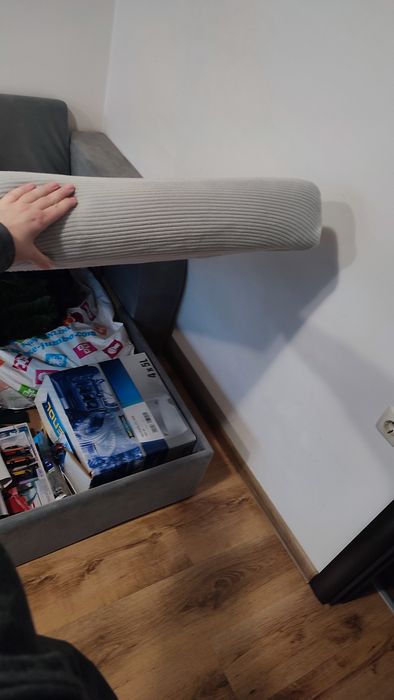 Разтегателен диван