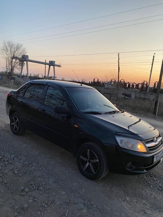 Продам Лада Гранта.