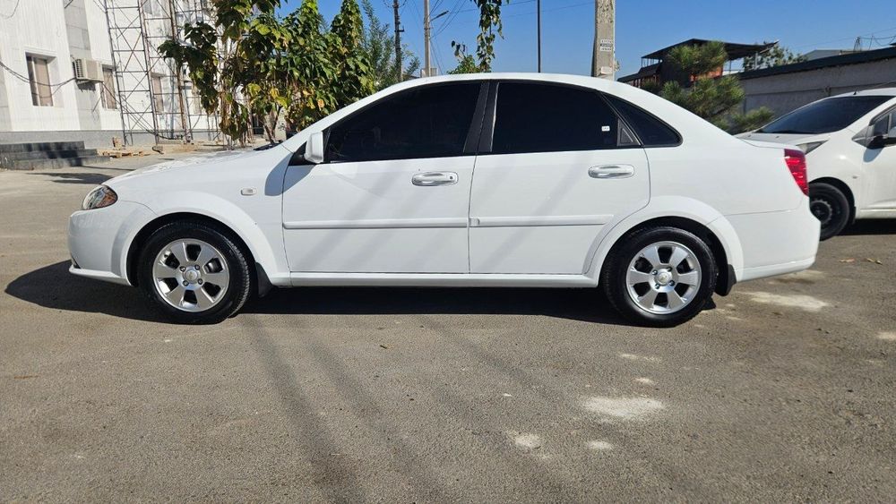 Jentra 2020 elegant plus srochno sotiladi.