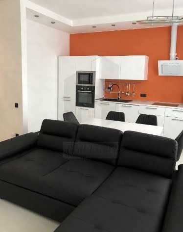 Дава се под наем Тристаен апартамент в Пловдив, Централна гара - 88 кв.м за 316.2 € - Снимка #1