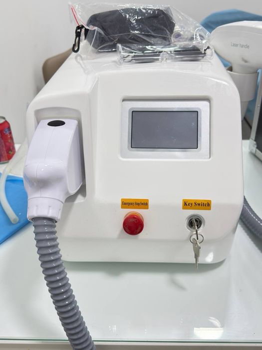 Лазерный аппарат для удаление тату