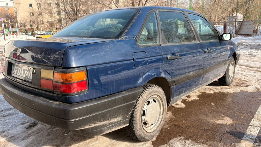 Продав Volkswagen Passat