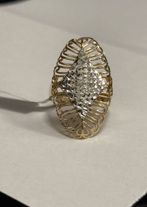 Дамски златен пръстен на Промоция 95евро на грам