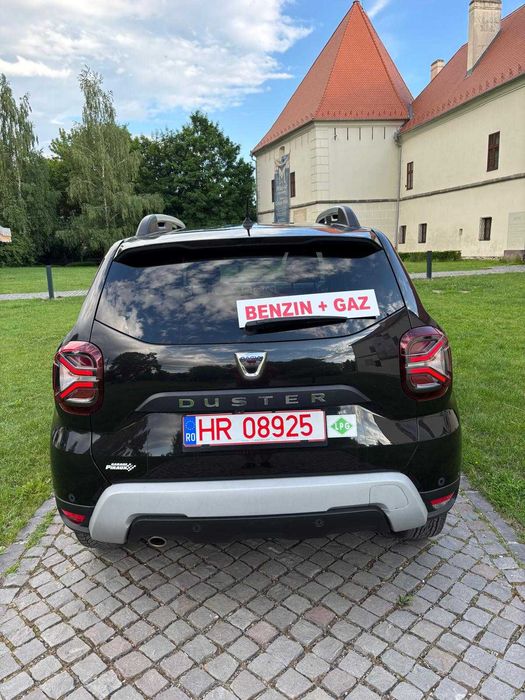 Dacia Duster anul fab-2022-benzin +Gaz.4x2