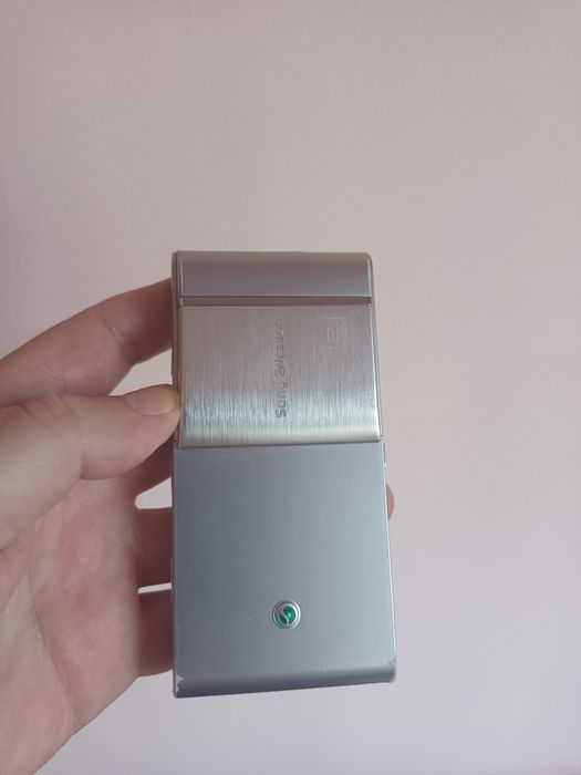 Sony Ericsson Ui T impecabil