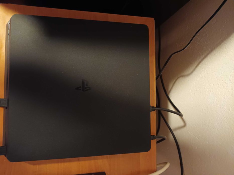 Ps4 с доста игри