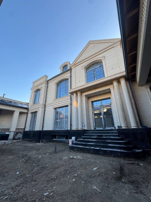 СРОЧНО продается шикарный дом в элитной махалле Ташкента!