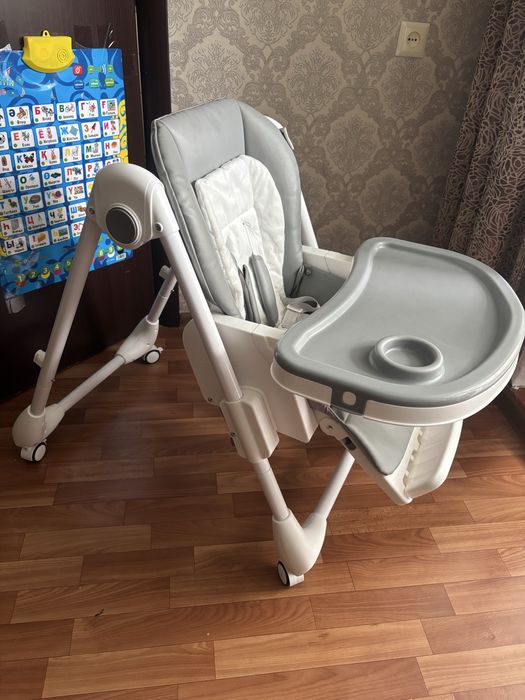 Детский стул для кормления