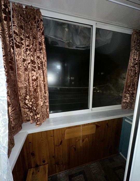 Продам 2х комн Бурова 23