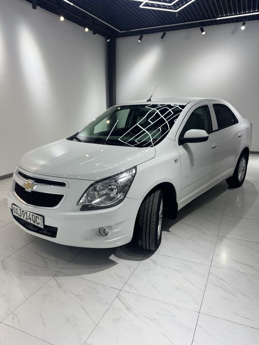 Kobalat 2024 Yil Oq Rang Kraska Top Toza