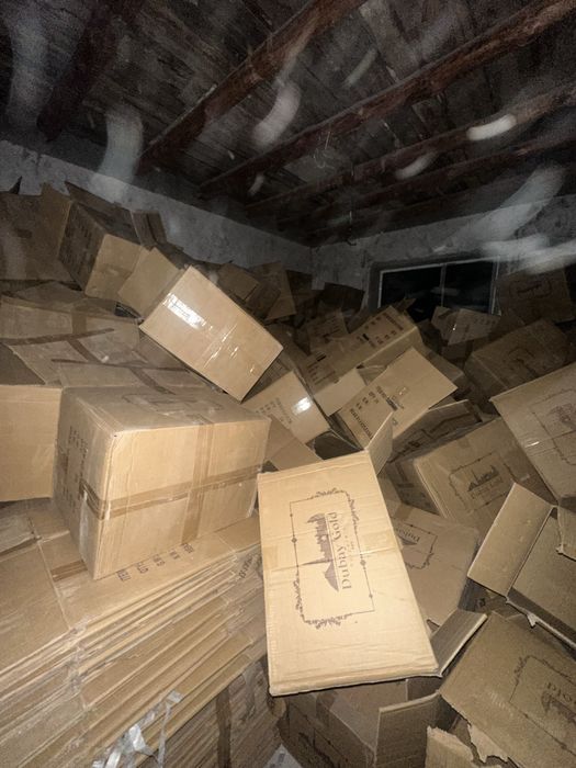 Продам каробку за штук 100 тенге