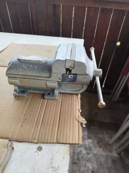 Menghină românească 100 mm