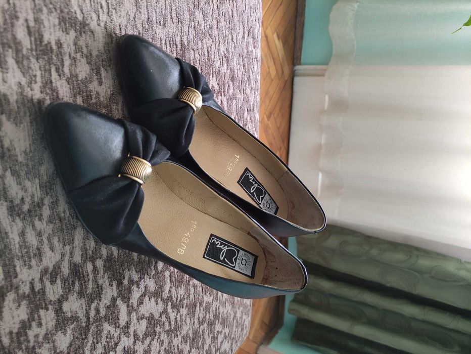 елегантни дамски обувки