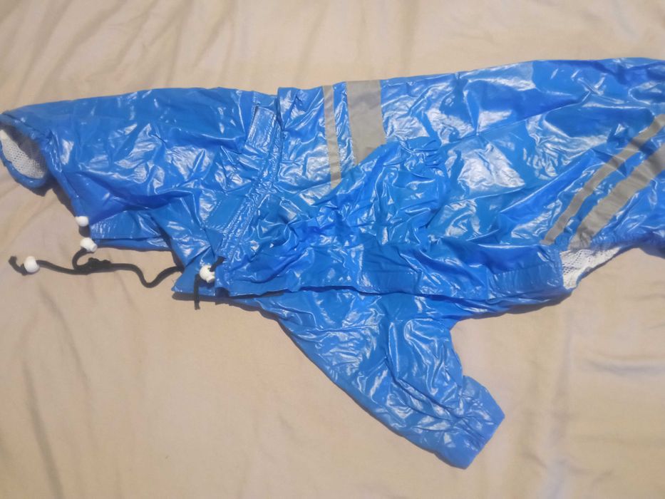 Комбинезон дождевик для собак