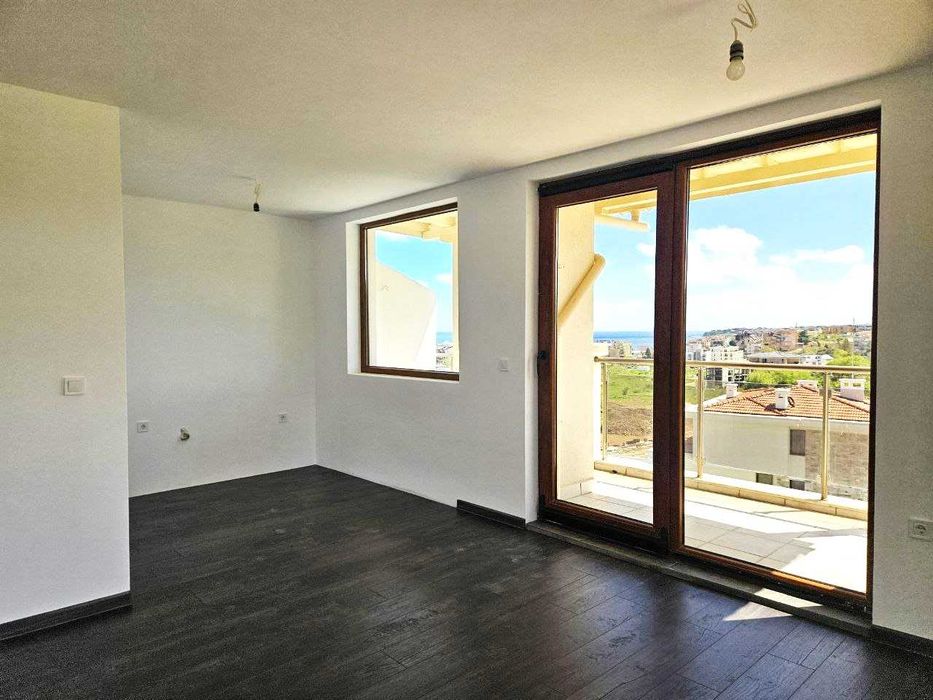 Продава се Тристаен апартамент в Созопол - 159 кв.м за 1101 €/кв.м - Снимка #4