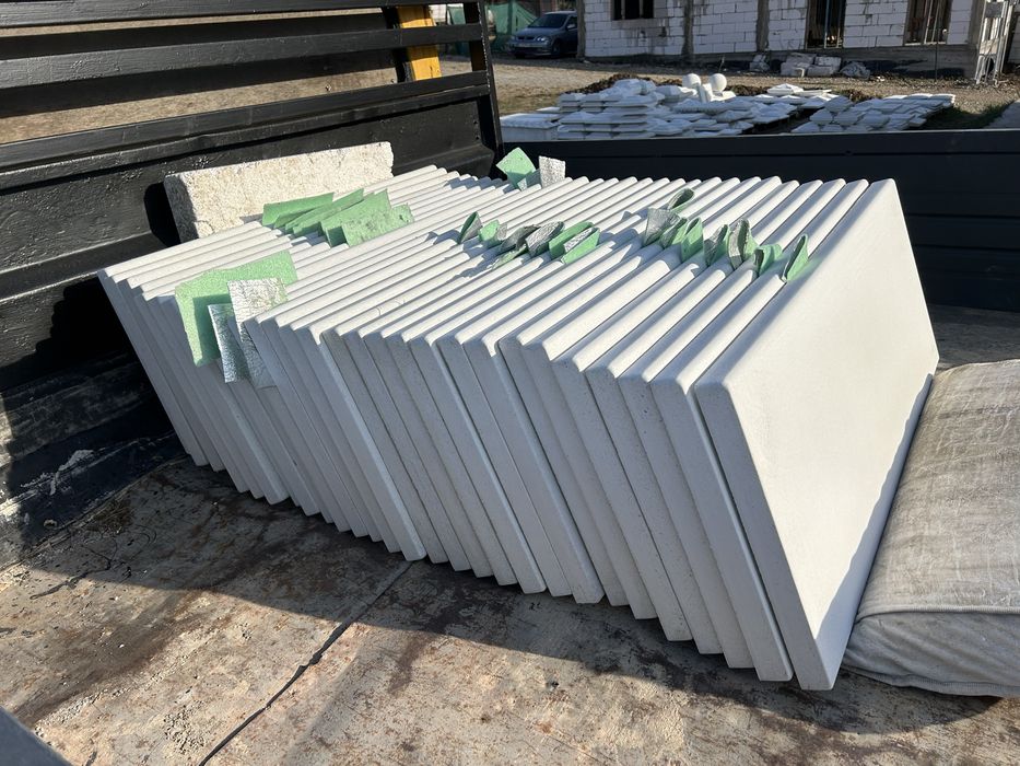 Coame /capace /intervale gard /dale gazon