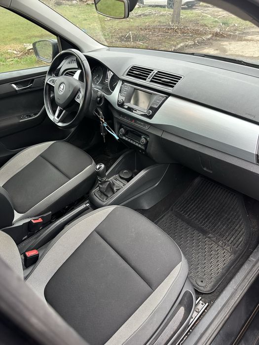 Skoda fabia 2015 1.4 diesel usor avariata