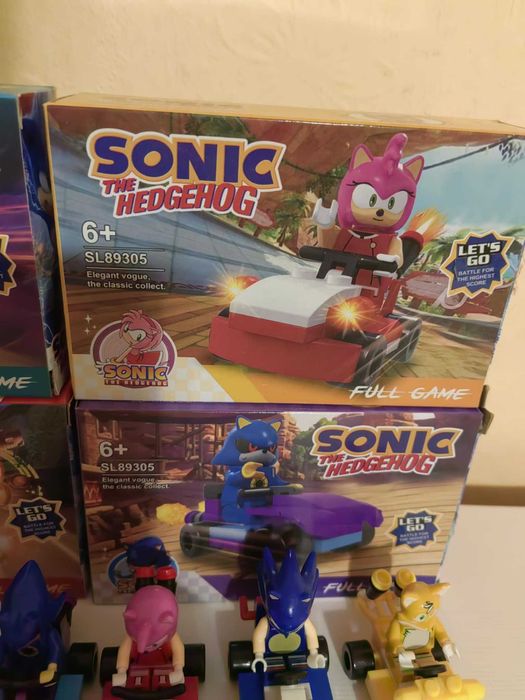 фигурки Sonik с превозни средства