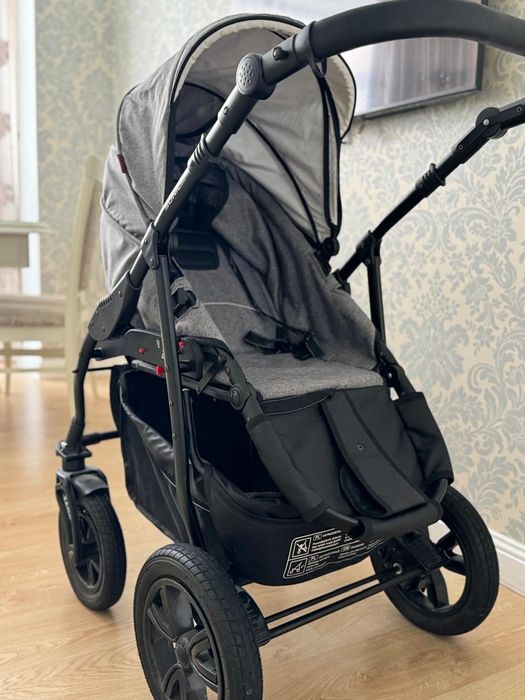 Продам детскую коляску