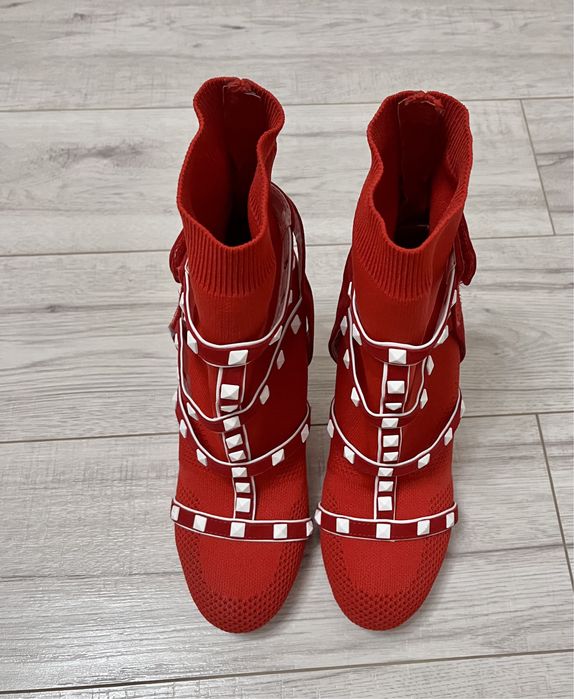 Пролетно есенни боти на ток Анастасия