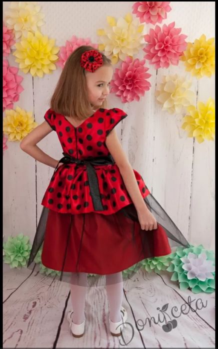 Рокля на калинката от "Калинката и черния котарак "