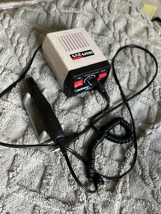 Продаю все для маникюра