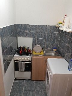 Proprietar închiriez garsonieră