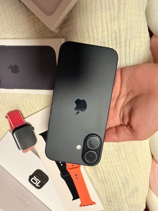 IPhone 16 128 + Apple watch 10 + MagSafe baterry