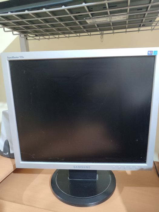 Компьютер.Процессор с экраном